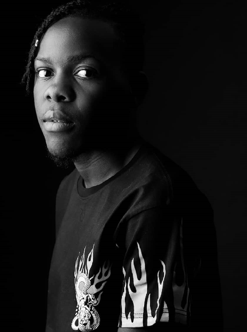 Eazy Lyks